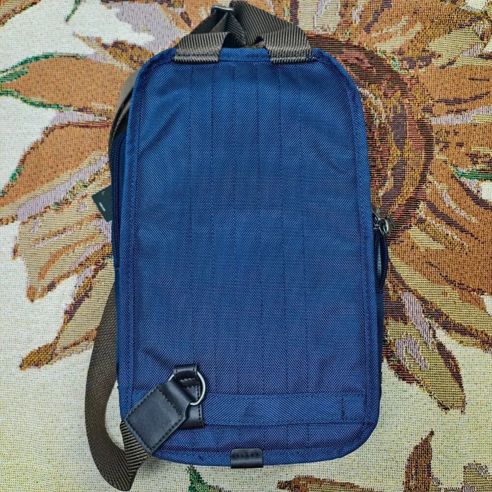 🌺Tumi Alpha Bravo Monterey Sling Bag